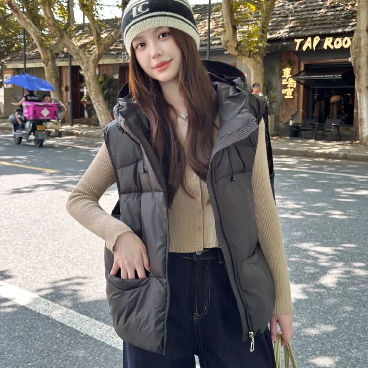 宽松型连帽短款休闲风无袖外穿网红休闲保暖