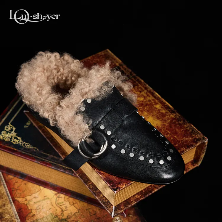 LOU SHOYER原创设计羊羔毛乐福鞋铆钉金属扣饰深口一脚蹬毛毛鞋女