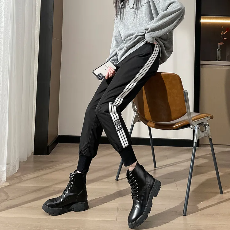 羽绒裤女冬外穿2025年新款时尚白鸭绒高腰显瘦加厚休闲工装棉裤子