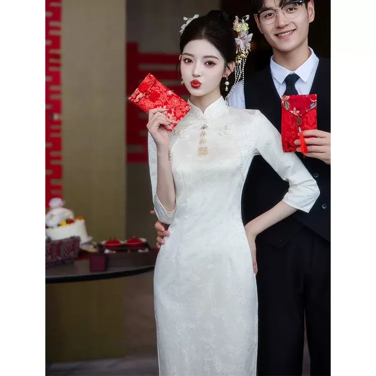SM白色新中式旗袍订婚敬酒服新娘2025新款晚礼服中袖连衣裙平时
