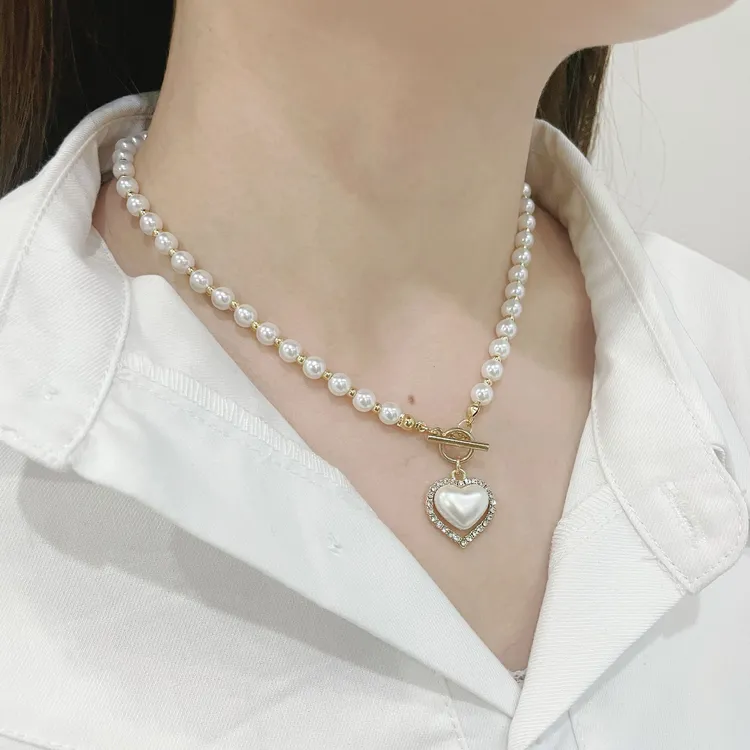 合金陶瓷项链 复古轻奢设计感珍珠项链女法式活口爱心锁骨链颈链