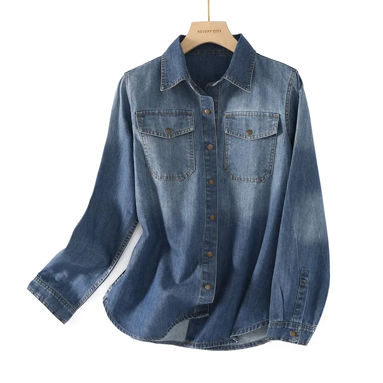 2025春秋新款复古做旧浅蓝色软牛仔衬衫女百搭小个子正肩叠穿衬衣