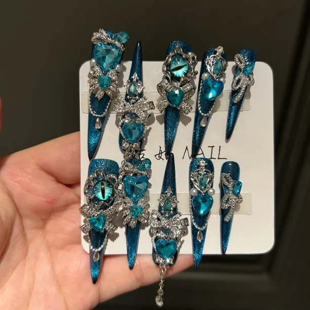 彼岸原创纯手工穿戴猫眼高级蓝色轻奢重工新款手工甲片穿戴美甲
