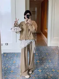 A405-卡其色复古拼接牛仔外套女春秋季新款设计感百搭短款夹克上