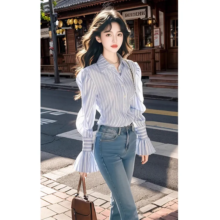 蓝色条纹收腰衬衫上衣2025年早春新款春季短款小衫高级感衬衣女装