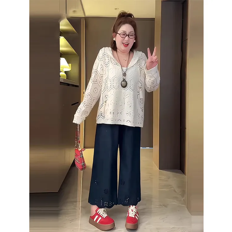 大码纯色镂空蕾丝连帽T恤女秋季胖mm显瘦设计感宽松百搭长袖上衣