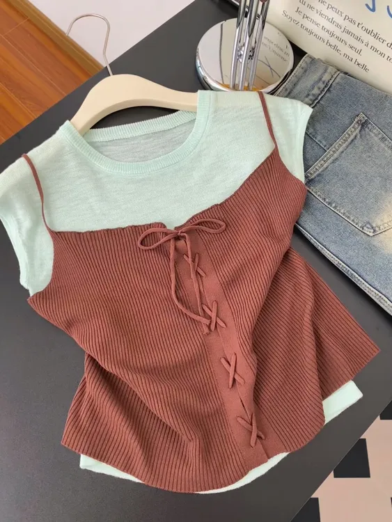 超好看撞色假两件套上衣女2025夏季韩系设计感叠穿短袖薄款针织衫