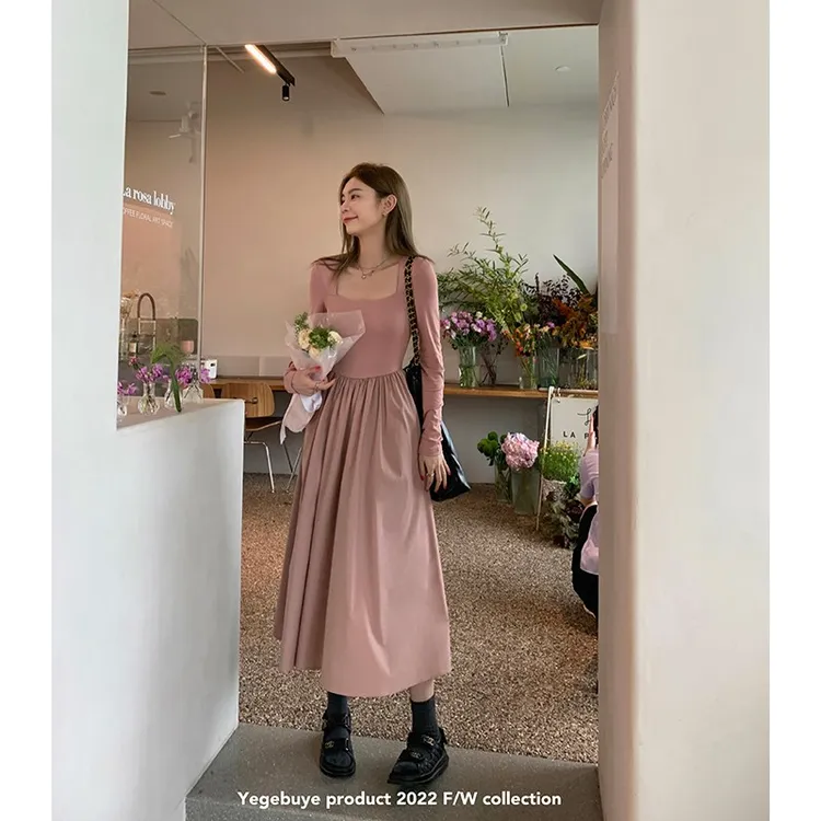 秋季显瘦气质时尚法式复古收腰温柔连衣裙2023新款女装长袖纯色高