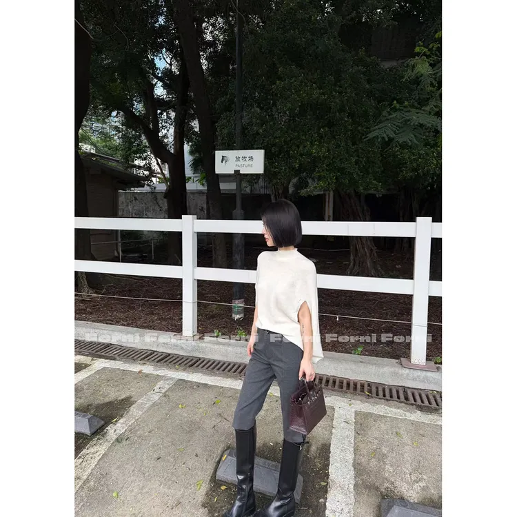 【诺拉专属】FORNI 权利野心家 长期主老钱100羊毛斗篷式半高领针织上衣