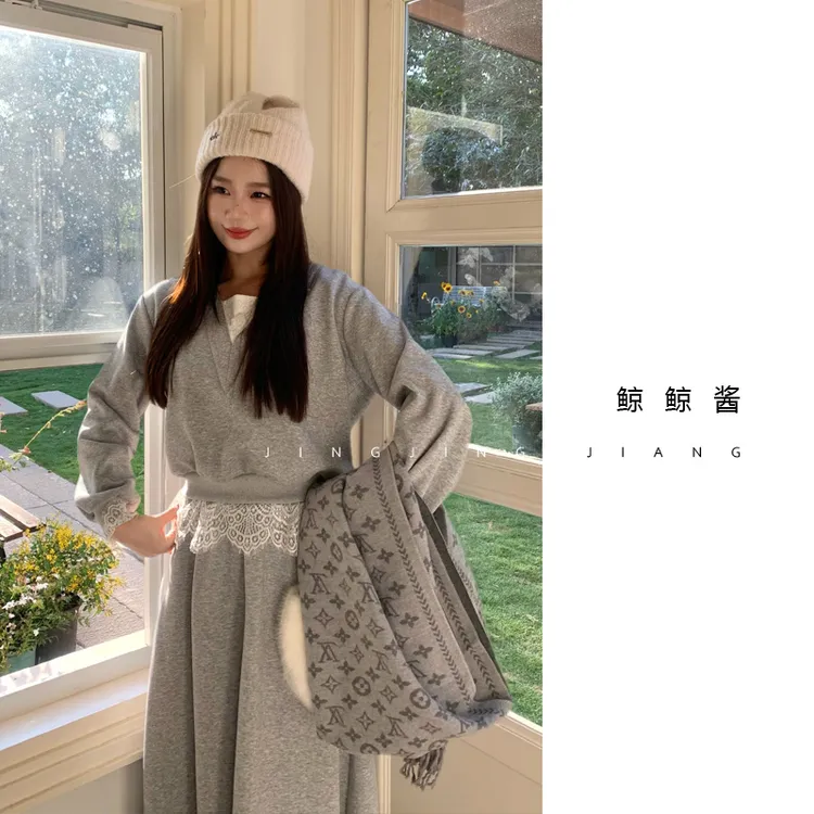 ZOZ鲸鲸酱 【灰雾序曲】秋冬季新款设计款修身收腰蕾丝拼接长袖上衣