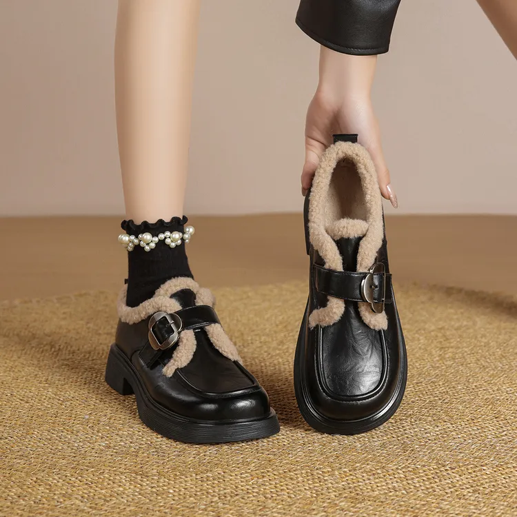 华耐厚底加绒乐福鞋女2025冬季新款保暖毛毛棉鞋通勤英伦风小皮鞋