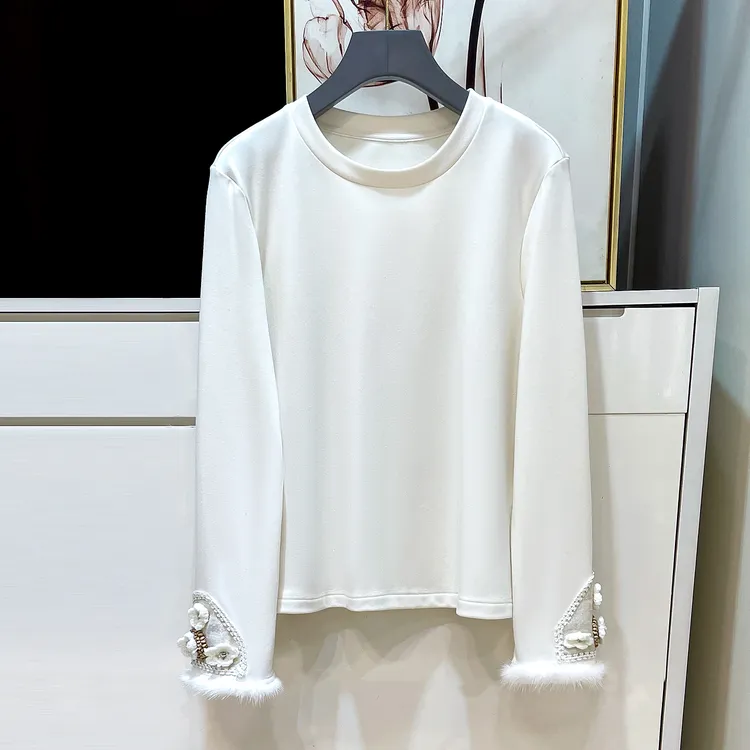 高级感加厚抓绒打底衫女百搭绣花钉珠圆领长袖水貂毛秋冬内搭上衣