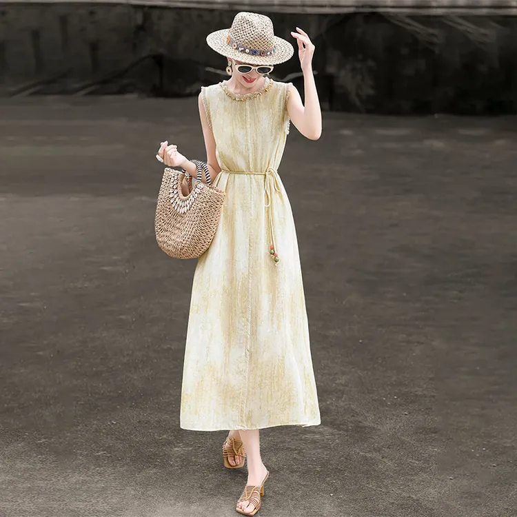 MEXCOCO/兰瑟儿夏季新款千金风圆领无袖收腰系带连衣裙105XL2685