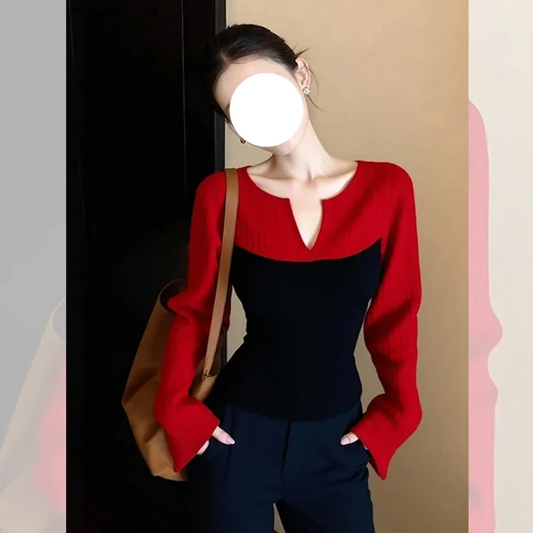 洋气时髦气质高贵上衣女装2025秋冬新款设计感撞色长袖V领针织衫