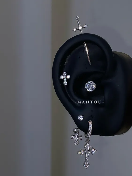 铜合金耳饰 利剑玫瑰｜恶魔钉helix耳轮十字架马蹄环耳钉耳骨钉