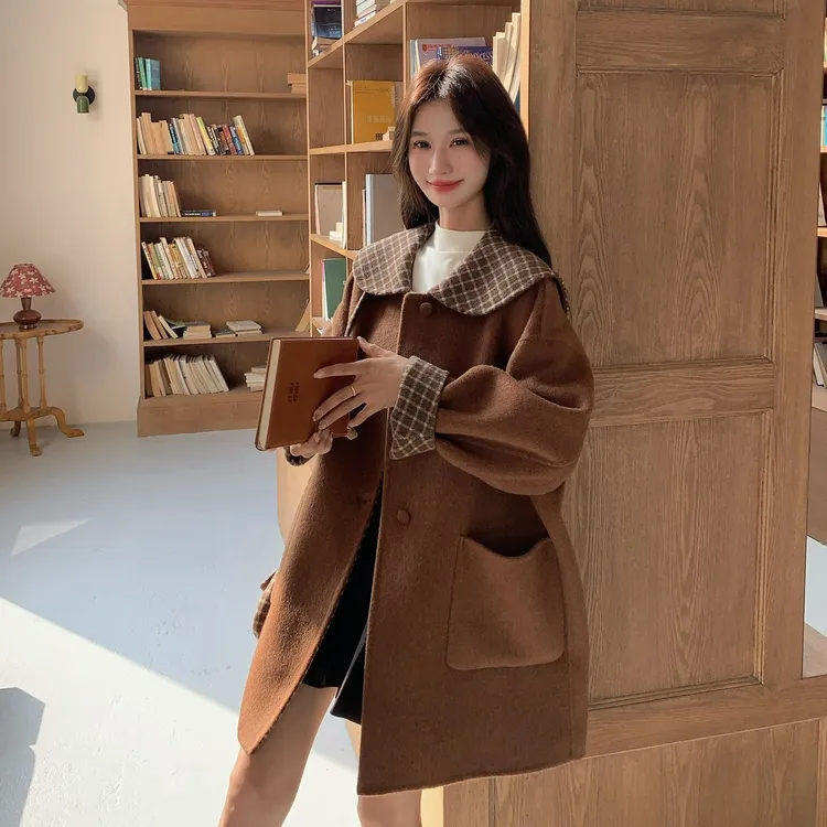 2025年冬季格子拼接厚款女中长款宽松洋气毛呢外套百搭韩版小个子