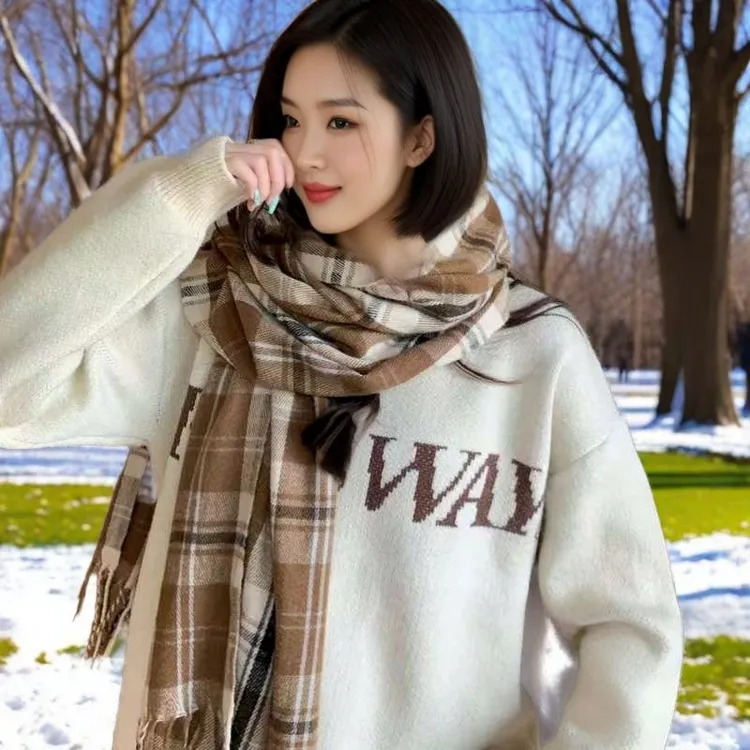 中系百搭围脖不起球厚款格子长款保暖常规款围巾女英伦情侣羊绒
