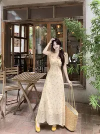 系带显瘦长裙夏季荷叶边大码连衣裙泡泡袖温柔风碎花裙子