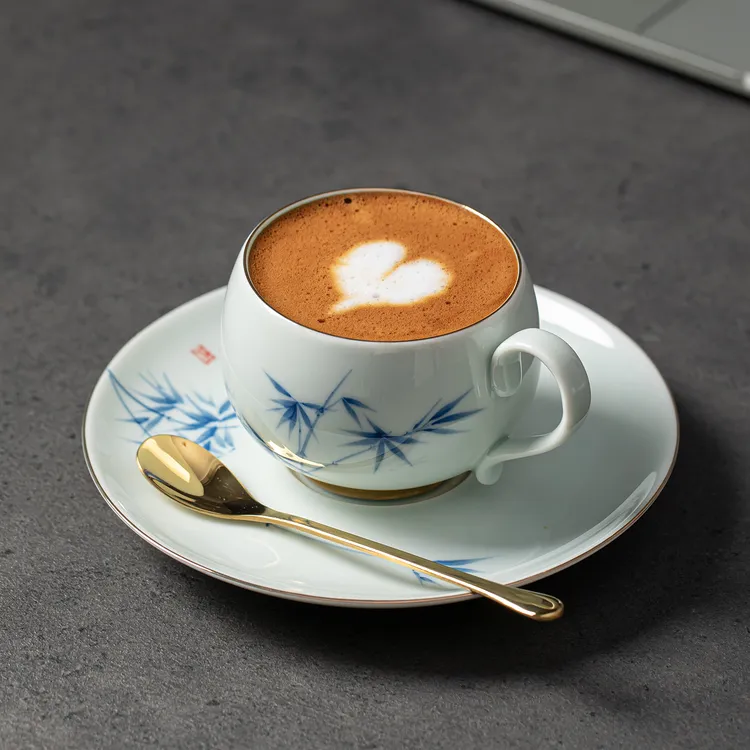 德化白瓷2025年新款特别好看的高级感中式手绘陶瓷下午茶杯咖啡杯