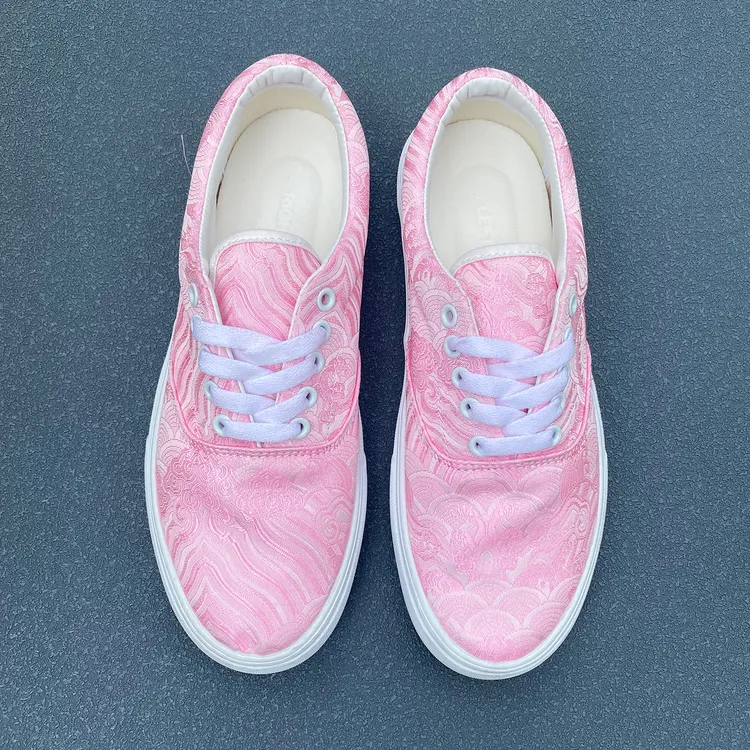 百搭夏季新款粉色大码女士板鞋子时尚透气潮流女款休闲学生帆布鞋