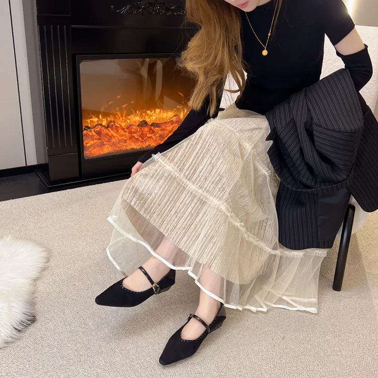 法式复古绒面一字扣带单鞋女2025秋季新款粗跟不累脚通勤玛丽珍鞋