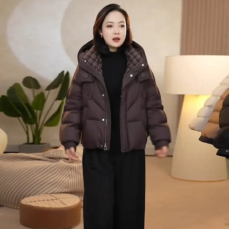 时尚连帽羽绒棉服女2025冬季新款宽松拼接格纹保暖面包服棉袄外套