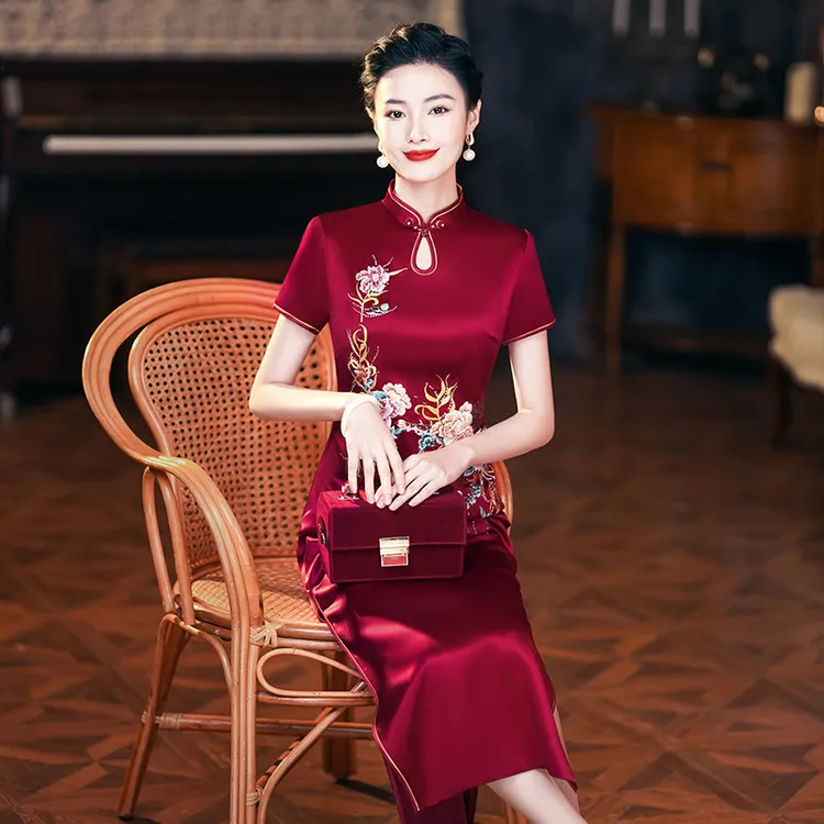 婚宴喜婆婆6105醋酸缎礼服结婚旗袍高贵夏季工厂年轻妈妈刺绣