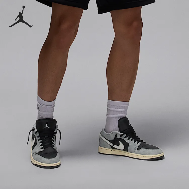 Nike/耐克正品JORDAN男士经典轻便运动耐磨篮球鞋HQ2010-012