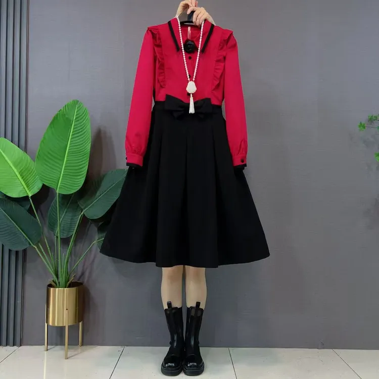 加大码女装翻领荷叶肩拼色裙摆收腰连衣裙胖妹妹秋冬款通勤风裙子