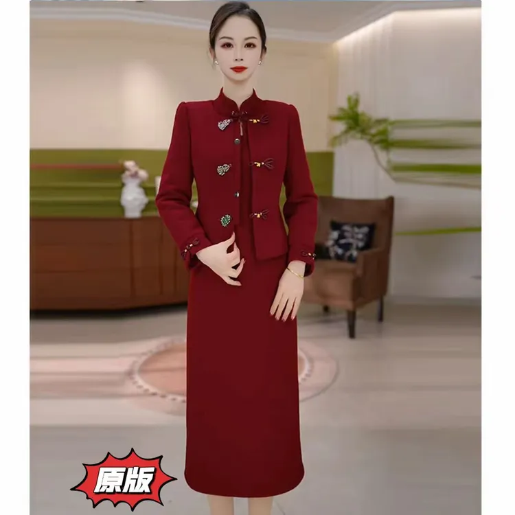 高档加棉加厚时尚外套连衣裙两件套2025冬季新款显瘦洋气轻奢套装