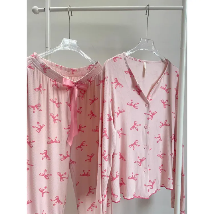 粉色蝴蝶结蝴蝶结印花莫代尔棉睡衣女春秋软糯舒适长袖家居服套装