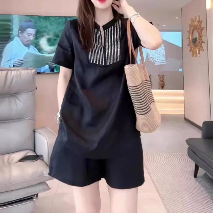 【大爱美依缘】新款时尚百搭韩版设计感短袖上衣阔腿短裤套装女夏季