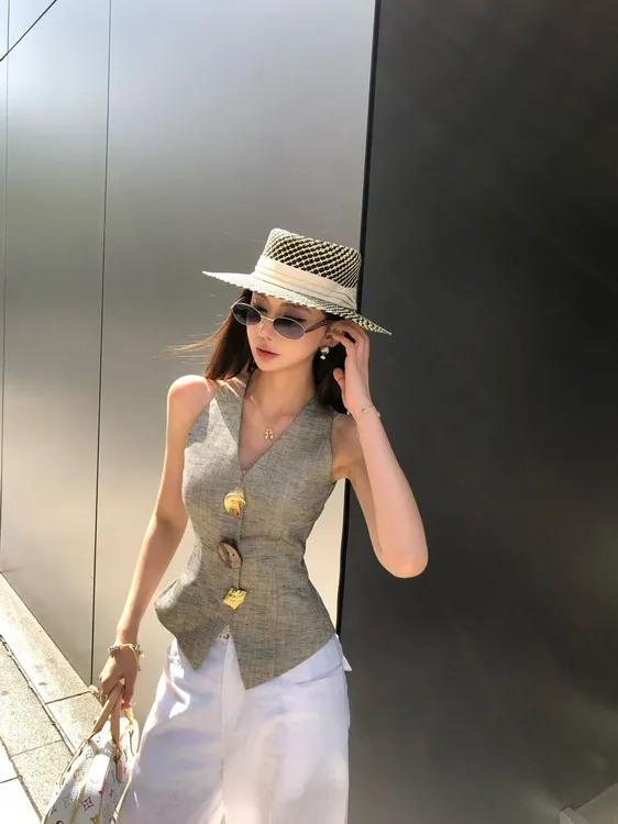 婉君【金丝亚麻】夏季小众气质时尚设计感无袖上衣马甲LWJ25B2T1598