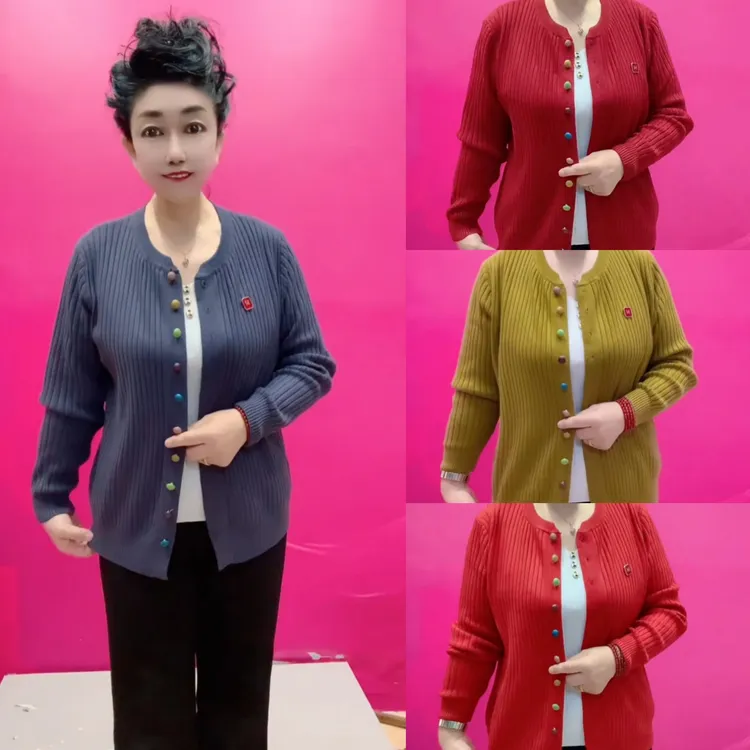 中老年针织彩扣女士开衫妈妈衫