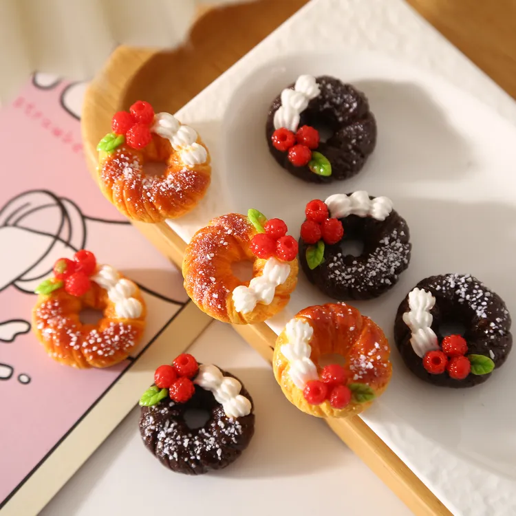 【现货/草莓甜甜圈很正经定制 仿真食玩树脂DIY饰品配件洞洞鞋钥匙