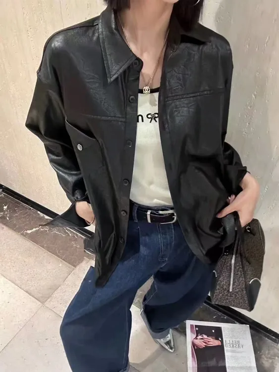 早秋纯色重工设计感拼接上衣皮质宽松长袖翻领拉链开衫外套453369