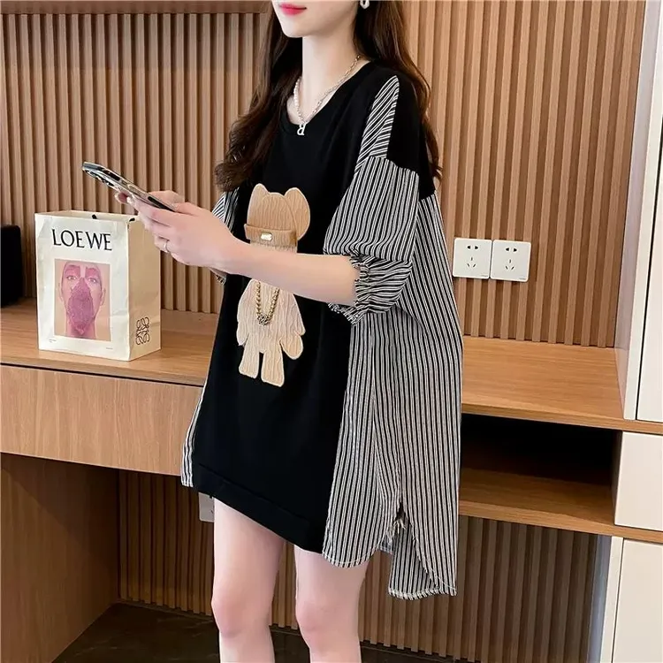 小熊立体刺绣时尚拼接设计感前短后长短袖T恤女夏季宽松大版上衣