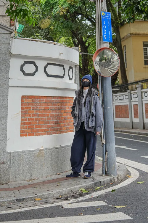 失物招领潮牌女装 2025冬季新款保暖裤子休闲百搭直筒卫裤48840