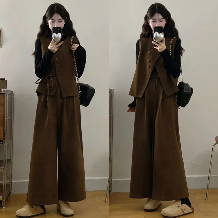 大码胖mm新款复古收腰显瘦马甲套装女高级感气质休闲阔腿裤三件套