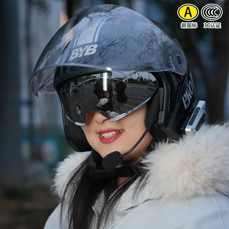 2026钢琴键头盔男士四季通用高清双镜电动3C认证安全盔女冬季保暖
