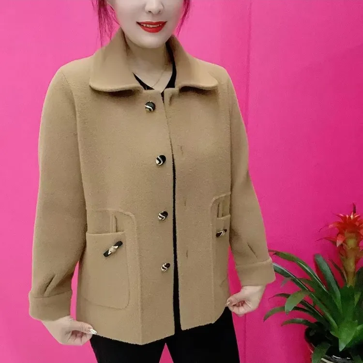 妈妈秋冬新款洋气时尚双面绒毛呢外套中年女短款纯色方领针织开衫