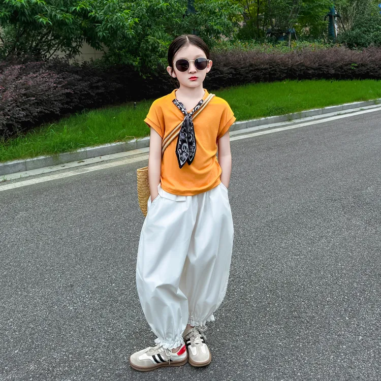 女童夏季新款2025日常时尚韩版洋气丝巾T恤休闲灯笼裤两件套潮酷