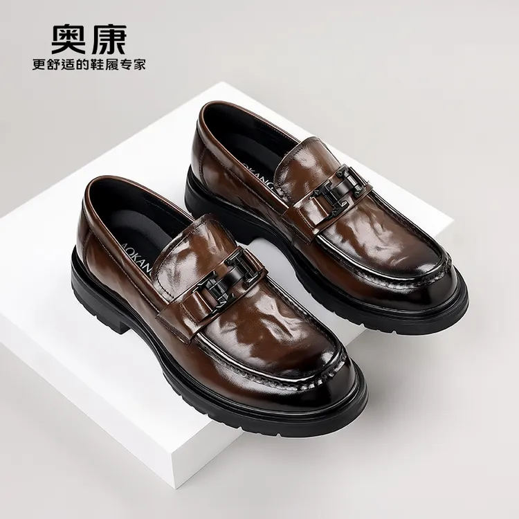 奥康男鞋2025新款秋冬款皮鞋男真皮商务开车上班透气牛皮软底婚鞋