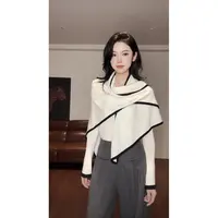 ZOUYASHIFA 真两件（内搭+披肩）三角披肩设计感针织衫 YSA89176