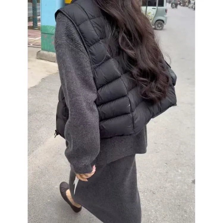 2025秋冬穿搭一整套女装韩版洋气棉服马甲百搭针织衫半身裙三件套