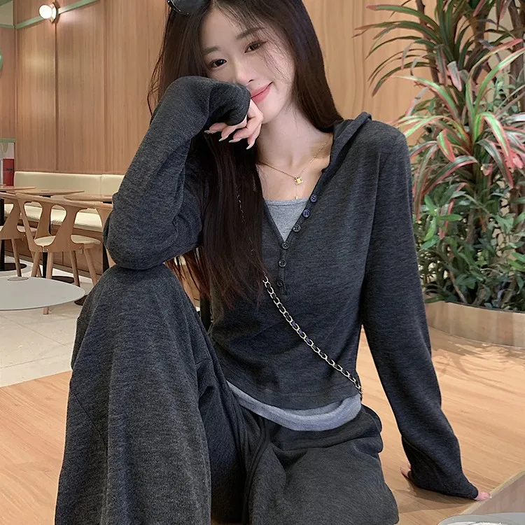 春季糯米套装两件套女休闲运动套装假两件长袖上衣高腰长裤阔腿裤