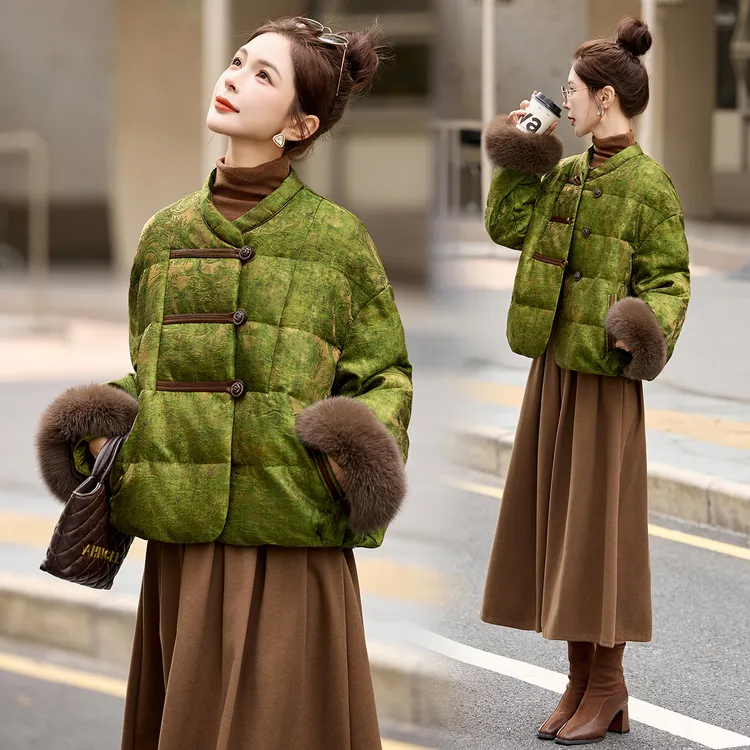 新中式国风羽绒服女2025冬季气质高级感提花加厚保暖白鸭绒外套