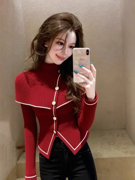 过年红色斗篷毛衣女秋冬季高级感独特别致巨好看掐腰气质针织上衣