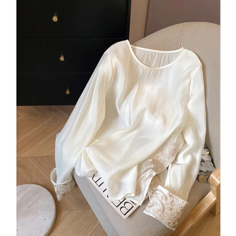 高端国风刺绣开叉设计感长袖2025年春季新款洋气百搭轻薄防晒衬衫