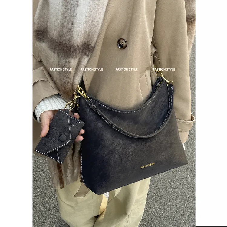 2025冬季新款小众包包女款爆款时尚百搭通勤包腋下包单肩斜挎包商品图